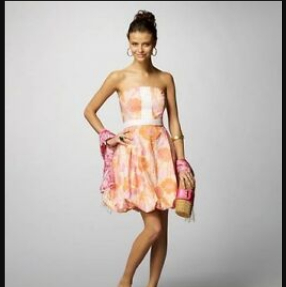Lilly Pulizter strapless bubble hem dress